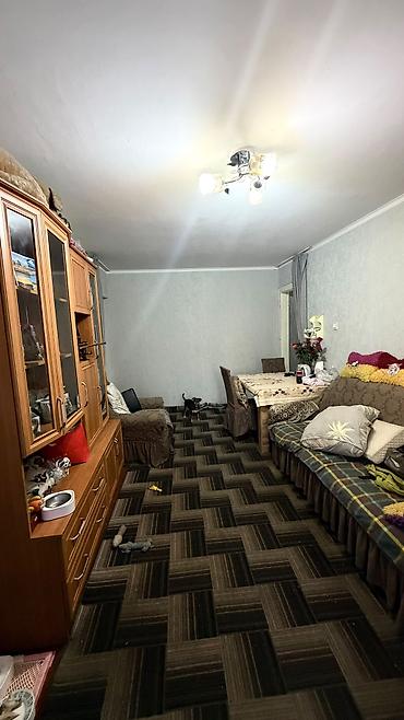 Квартиры: 3 комнаты, 58 м², 10 мкр 104 серия, 2 этаж, Косметический ремонт — 2