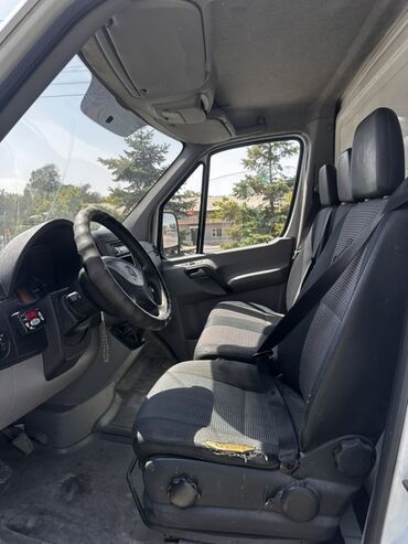 грузовые машины в лизинг: Легкий грузовик, Mercedes-Benz