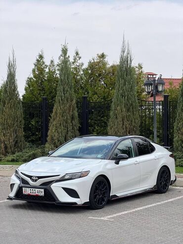 через банк машина: Toyota Camry: 2021 г., 3.5 л, Автомат, Бензин, Седан