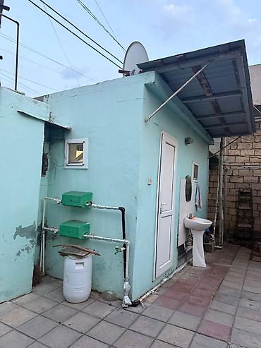 donər evi: Xırdalan dairəsində, 6.5 sot torpaq sahəsinin içində yerləşən geniş — 3