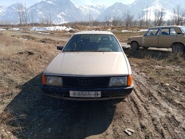 битый машына: Audi 100: 1986 г., 2.2 л, Механика, Бензин, Седан