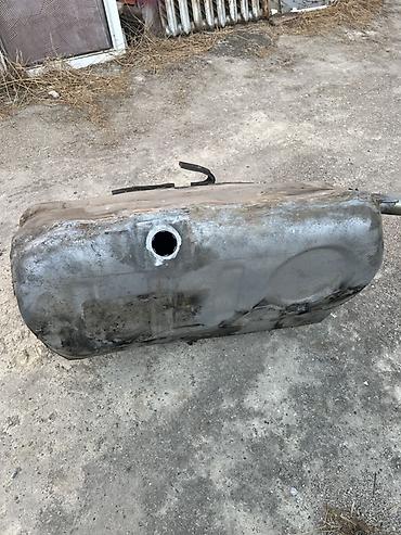 Топливные системы: Məhsul: Avtomobil üçün metal yanacaq çəni (böyüdülüb 180 litir şessot — 3