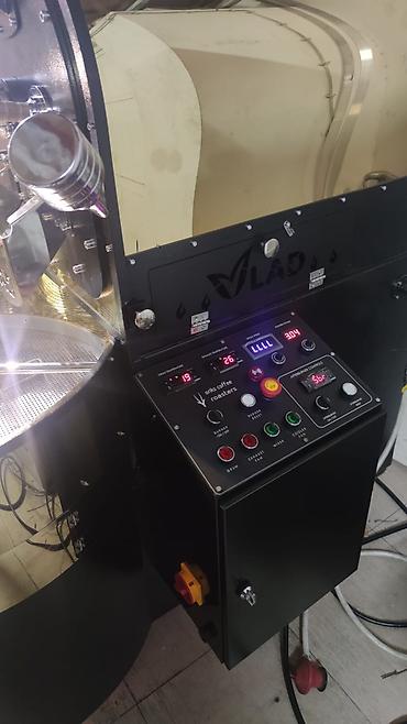 Кофеварки и кофемашины: Кофеварка, кофемашина, Новый, Платная доставка — 3