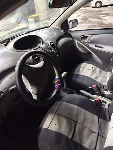 тайота хетчбек: Toyota Yaris: 2001 г., 1.3 л, Типтроник, Бензин, Хэтчбэк