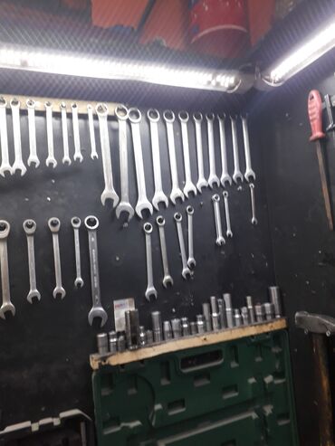 Digər alət dəstləri: Peşəkar mexaniki alətlər dəsti və asma panel Məhsulun tərkibi: - — 6