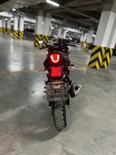 Мотоциклы: Продаю SUZUKI GSX250R г.в.: 11.2021 пробег: 8.400 км — 14