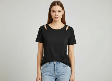 t shirty guess cyrkonie: Women`s T-shirt, size XS