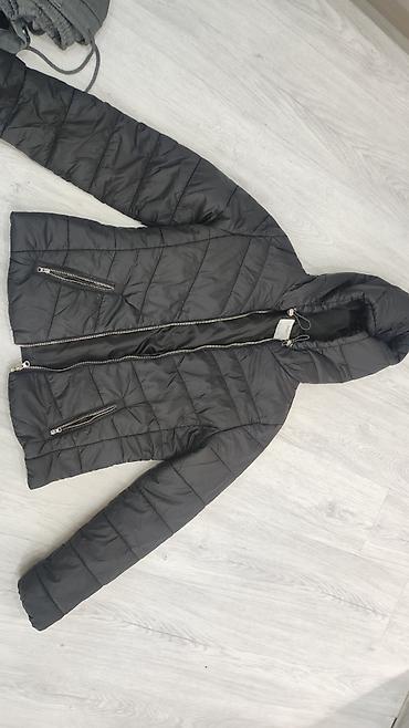 Kurtkalar: Puxovik kurtka, Bershka, L — 2
