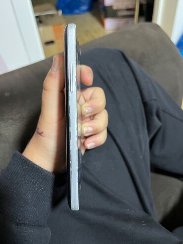 Samsung: Samsung Galaxy J2 Prime, 32 GB, rəng - Qara, Qırıq — 1