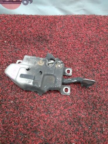 капот срв: Замок капота HONDA Odyssey RA3 F23A 2000 (б/у) КУЗОВНЫЕ ДЕТАЛИ -