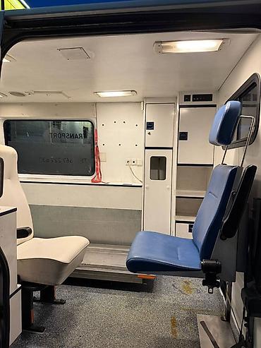 Аренда фургона: Продаётся реанимобиль на базе Mercedes‑Benz Sprinter 213 CDI 💰 Цена — 5