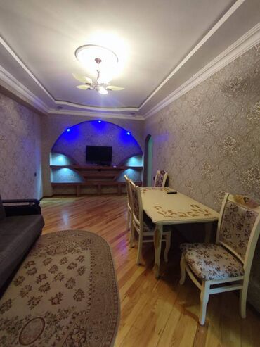 Uzunmüddətli kirayə mənzillər: 9 cu mk yeni tikili 18/6 sı üzeyir şadlıq sarayın yanı predelka 2 — 9