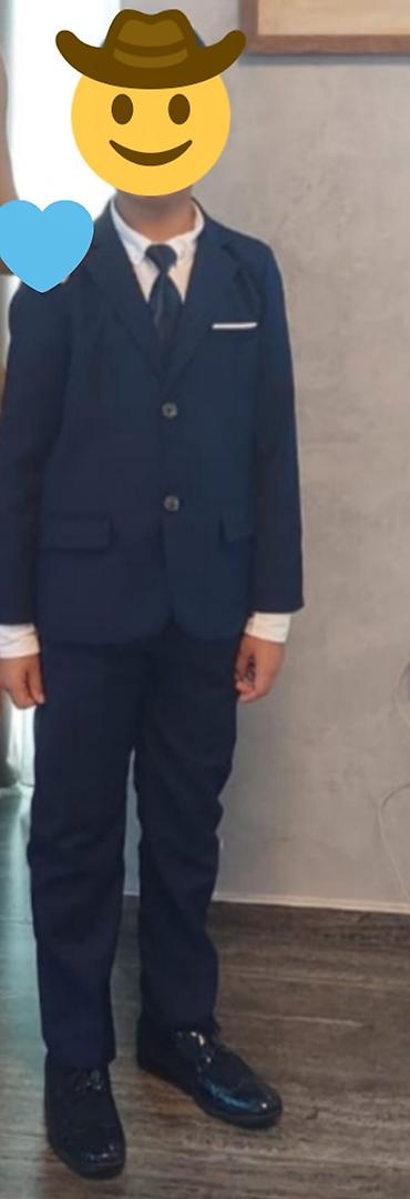 Uşaq üçün klassik kostyum dəsti+ayaqqabi - Rəng: tünd göy (navy) - lalafo.az -da Uşaq üçün klassik kostyum dəsti+ayaqqabi - Rəng: tünd göy (navy) -