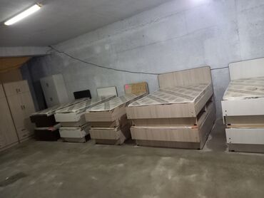 Односпальные кровати: Односпальная кровать, Новый, С матрасом, длина - 190 см — 11