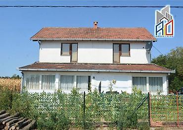 Kuće na prodaju: NA PRODAJU! Useljiva kuća u Jabučju kod Lajkovca! Površina kuće — 16