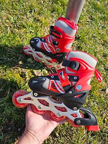 Roleri i rolšue: Roleri
Podesivi brojevi, silikonski- svetleci tockovi
Od broja 29-43 — 4