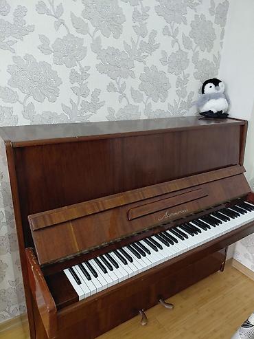 samovar 3 litr: “Ласточка” markalı pianodur. Klassik upright konstruksiyalı modeldir — 1