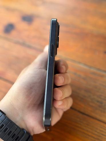 iphone 11 128gb pro: IPhone 15 Pro, 128 GB, Black Titanium, Simsiz şarj — 4