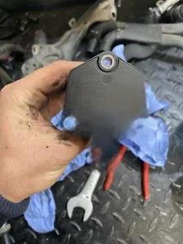 alternator cena: AUDI SENZOR NIVOA ULJA 07P907660 | audi vw delovi ALTINA ZEMUN   — 1