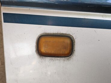 дайхацо: Правый поворотник Daihatsu 1999 г., Б/у, Оригинал, Германия