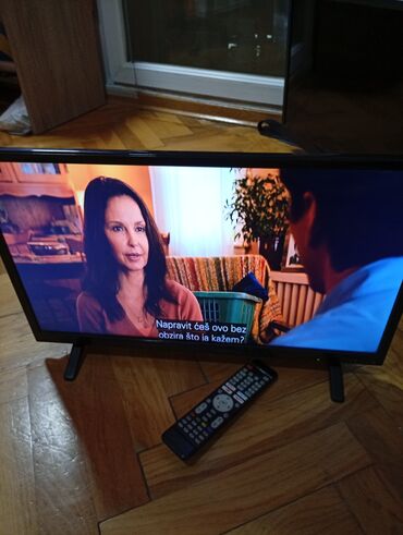 Televizori: Tesla LED televizor sa daljinskim upravljačem 220 ili 12 v. 24 — 3