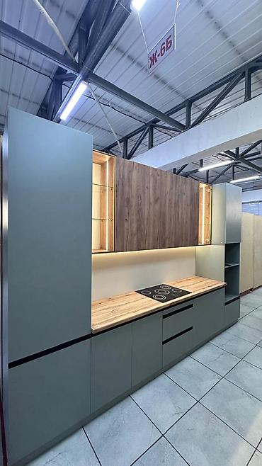 silver kitchen: Кухонный гарнитур, Новый, Дерево — 1