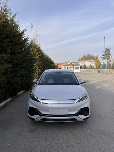 машина в долг: BYD Yuan Plus: 2022 г.