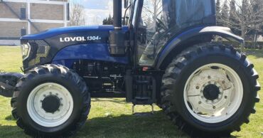 Traktorlar: LOVOL 1304 kənd təsərrüfatı traktoru - Rəng: mavi/qara - Güc sinfi — 10