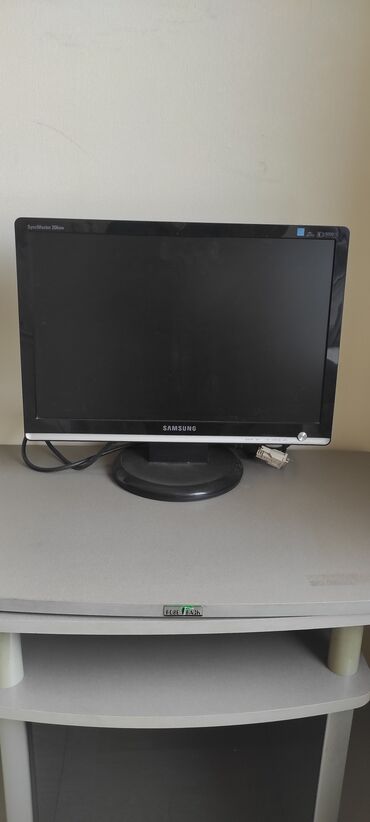 ipod ikinci el: Monitor Samsung az işlənmiş, əla vəziyyətdədi satılır