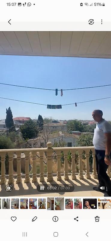 Həyət evi alıram: Satılır: 3 mərtəbəli fərdi yaşayış evi - Ümumi planlama: Zirzəmi + 2 — 5