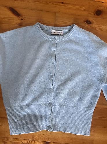 Bershka qadın kardiqanı - Rəng: açıq mavi (pastel ton) - Model: qısa