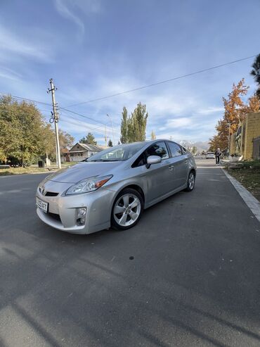 Toyota: Toyota Prius: 2010 г., 1.8 л, Вариатор, Гибрид, Хэтчбэк