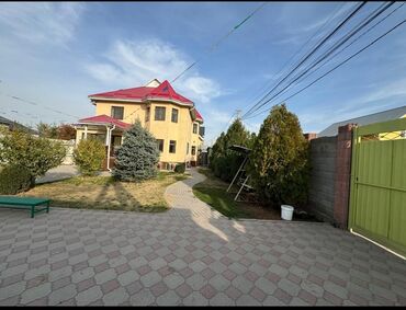 рядом школа: Дом, 300 м², 10 комнат, Агентство недвижимости, Евроремонт