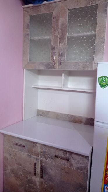 кварцовый шкаф: Кухонный гарнитур, Шкаф, цвет - Серый, Новый