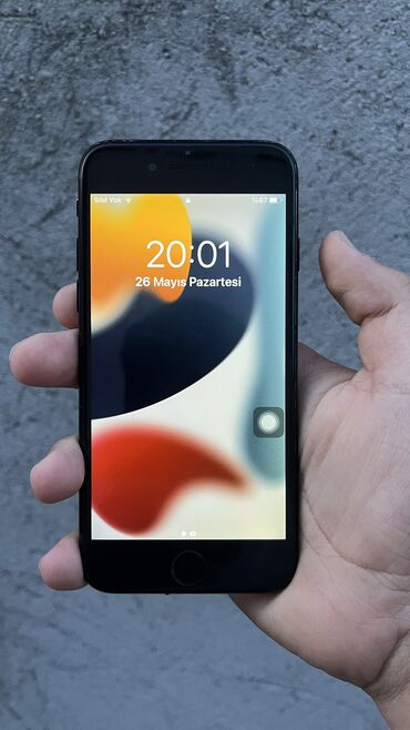 Apple iPhone: IPhone 7, 32 GB, Qara