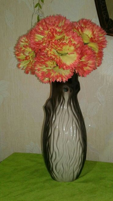 ваза хрустальная: СУПЕР ЦЕНА!@ Продаем классную керамическую вазу. Высота 35 см. Цена