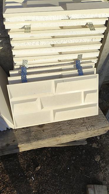 Фасадные сэндвич панели: Декоративные 3D‑панели/плитка для отделки стен Описание: - Белые — 7