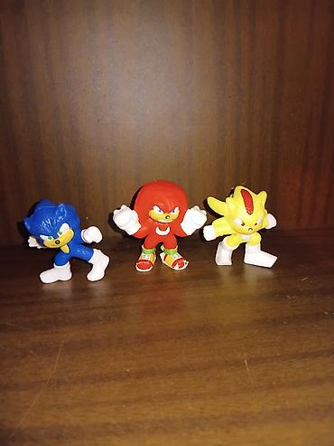 fil fiqur: Sonic temalı 3 ədəd fiqur dəsti. Dəstdə mavi Sonic, qırmızı Knuckles — 1