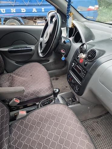 e6 3: Chevrolet Kalos: 2002 г., 1.5 л, Автомат, Бензин, Хэтчбэк — 7