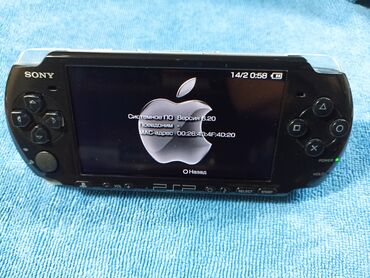 god of war 3: Продаю PSP-3004 в отличном состоянии в комплекте оригинальная флешка