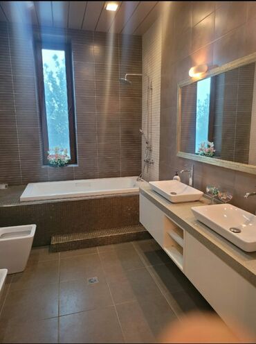 Həyət evləri və villaların satışı: Zaqulbada dəniz kənarında 3 mərtəbəli Villa satılır.900000 -da lalafo.az — 16 Həyət evləri və villaların satışı: Zaqulbada dəniz kənarında 3 mərtəbəli Villa satılır.900000 — 16