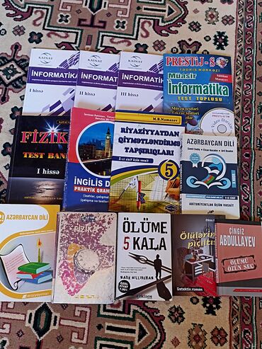 Kitablar, jurnallar, CD, DVD: Fizika testi 4 azn İngilis dili qayda kitabi 5 azn Az dili araz