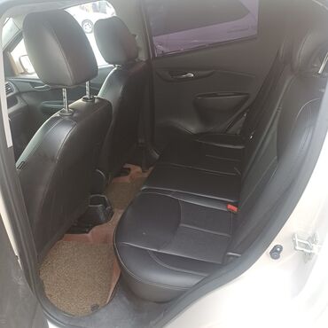 Chevrolet: Chevrolet Spark: 2017 г., 0.1 л, Автомат, Бензин, Хэтчбэк — 4