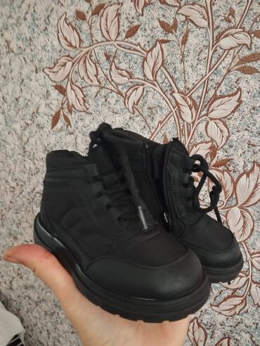 Uşaq ayaqqabıları: Çəkmələr, Oğlan üçün, 24 — 5