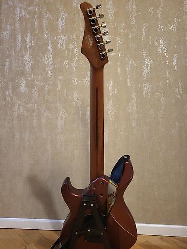 line 6: Gitar ideal vəziyyətdədir, özüm səliqəli istifadə etmişəm. Səslənməsi — 4