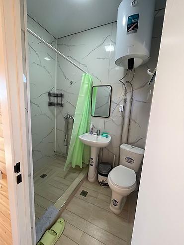 Бөлмөлөр: 🌿 Добро пожаловать в наш уютный деревянный коттедж "Ясин"! 📍 Село — 5
