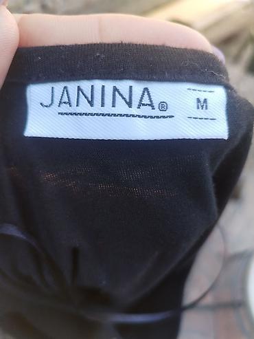 ugg bor: Janina majica, crna, deklarisana veličina M, odgovara L. - Model — 2