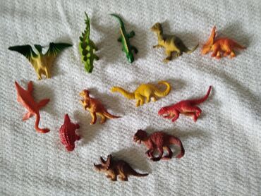 kinder jaja igračke: Dinosaurusi razno Neki su kao Novi nekim fali noga Tvrda plastika(1