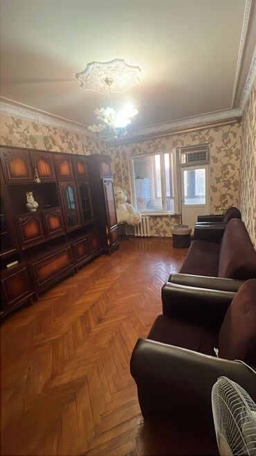 Посуточная аренда квартир: Azadlıq metrosu yanı 2 otaqlı LENİNQRAD LAHİYƏSİ əşyalı KİRAYƏ