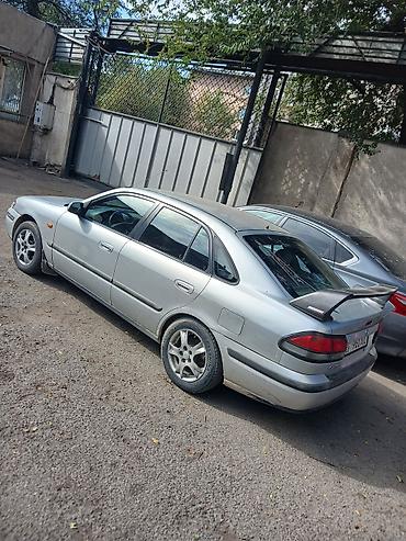 Mazda 626: 1998 г., 2 л, Механика, Бензин, Хэтчбэк